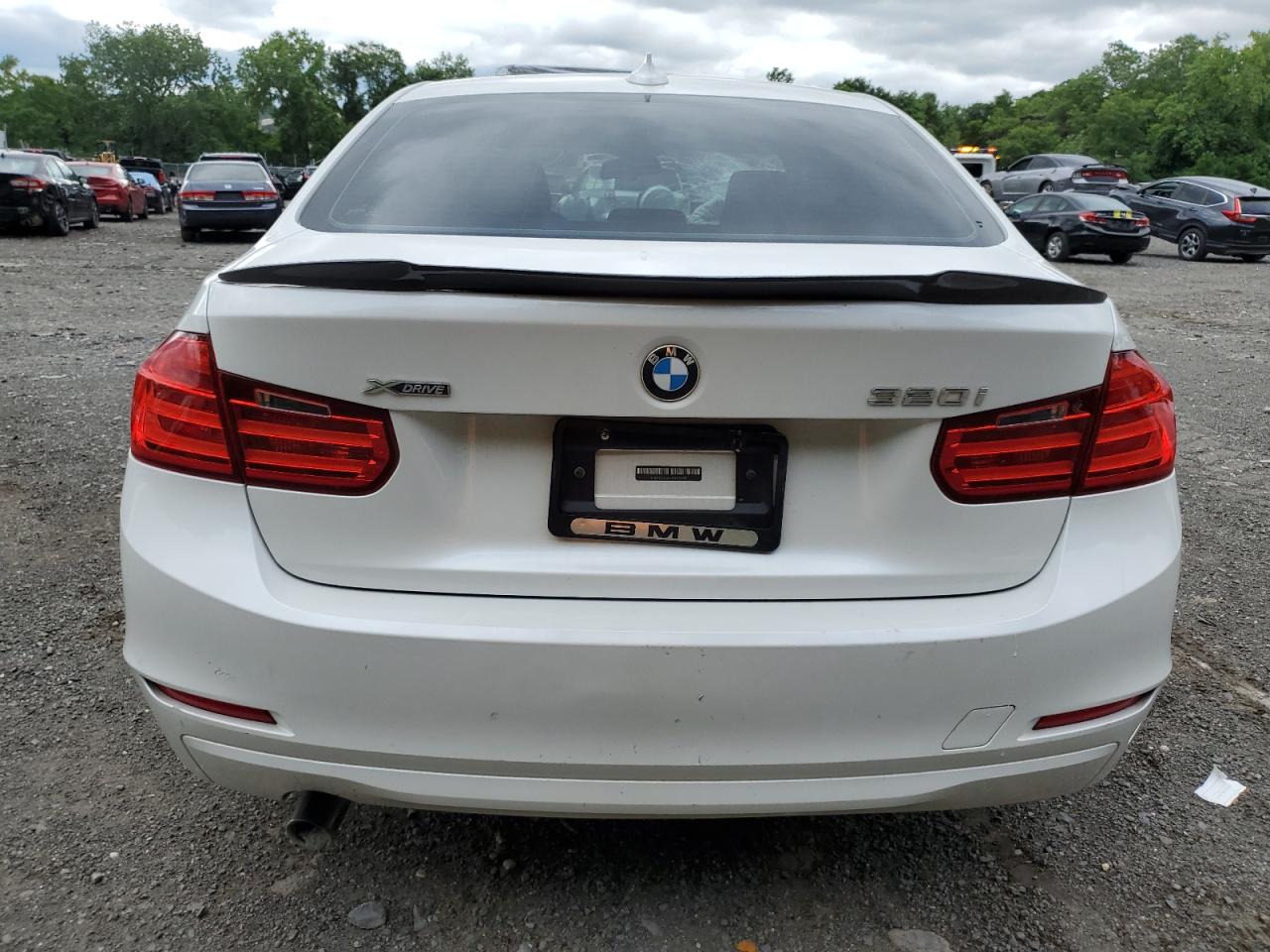 WBA3C3G57ENS70602 2014 BMW 320 I xDrive