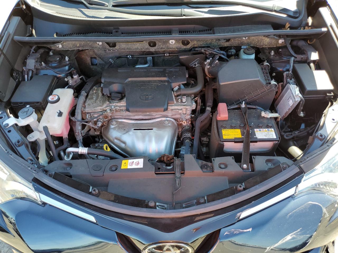 JTMBFREV2HD218655 2017 Toyota Rav4 Le