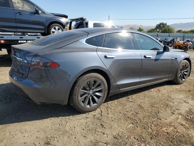 VIN 5YJSA1E24LF363493 2020 Tesla MODEL S no.3