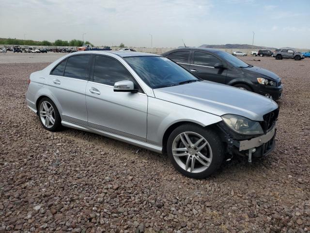 VIN WDDGF4HB6DA772406 2013 Mercedes-Benz C-Class, 250 no.4