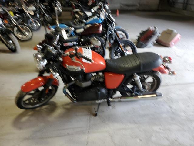 2013 TRIUMPH MOTORCYCLE BONNEVILLE - SMT900K10DT576531