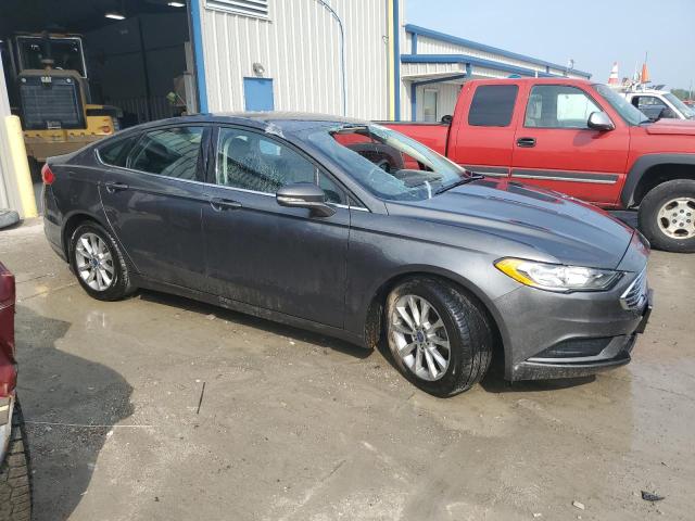 VIN 3FA6P0H74HR387483 2017 Ford Fusion, SE no.4