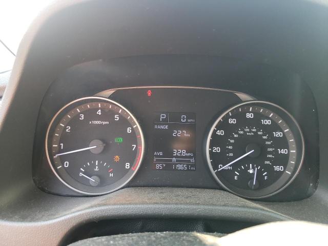 2017 HYUNDAI ELANTRA SE - 5NPD74LF8HH163028