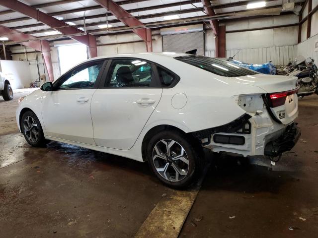 3KPF24AD2ME288095 Kia Forte FE 2