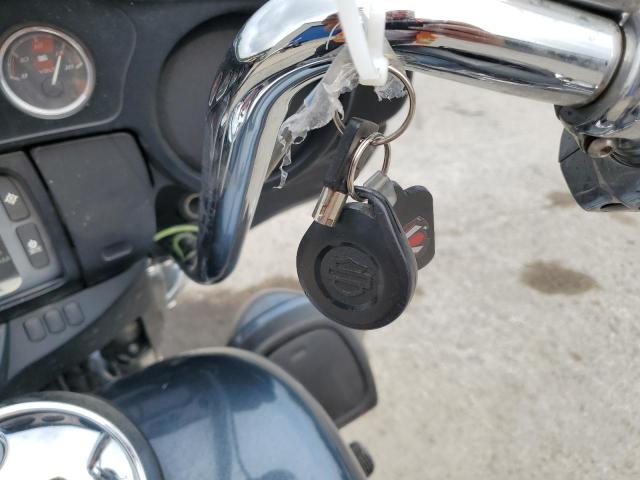 2015 HARLEY-DAVIDSON FLHTCUL UL 1HD1KDM1XFB668926