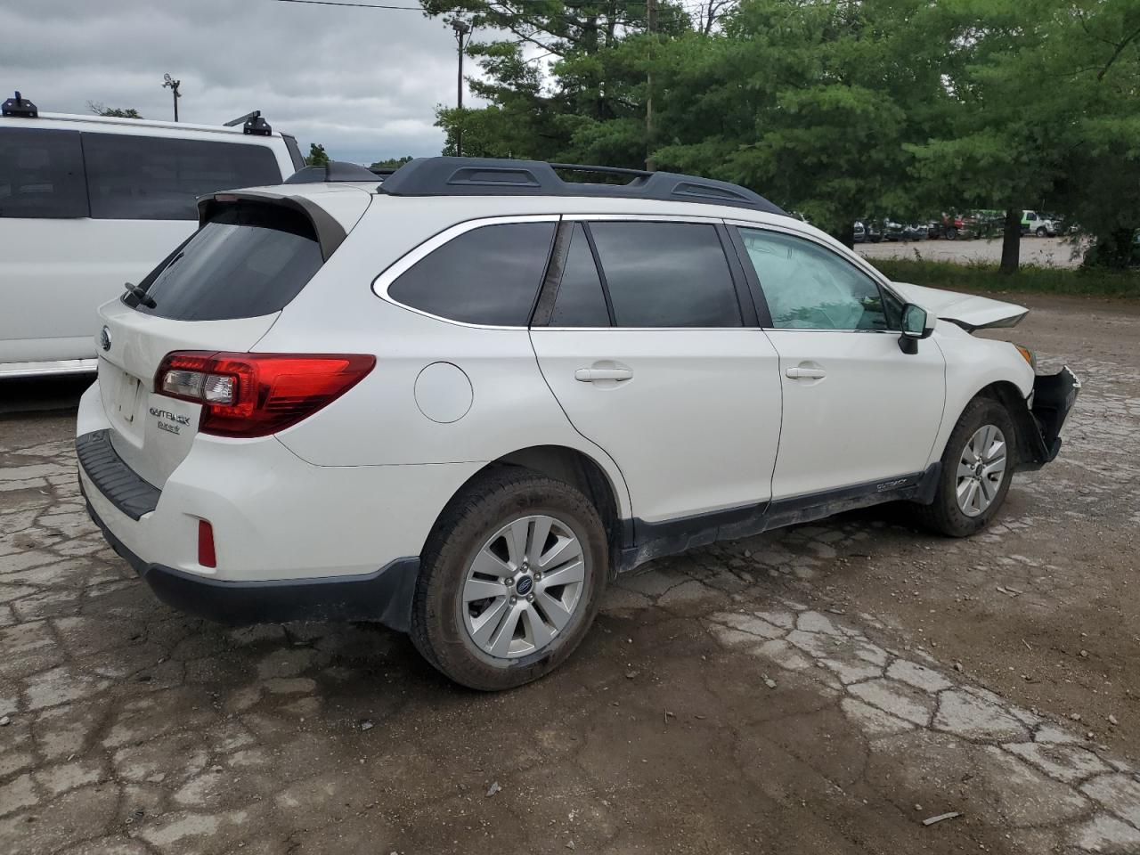 Lot #2806791306 2017 SUBARU OUTBACK 2.