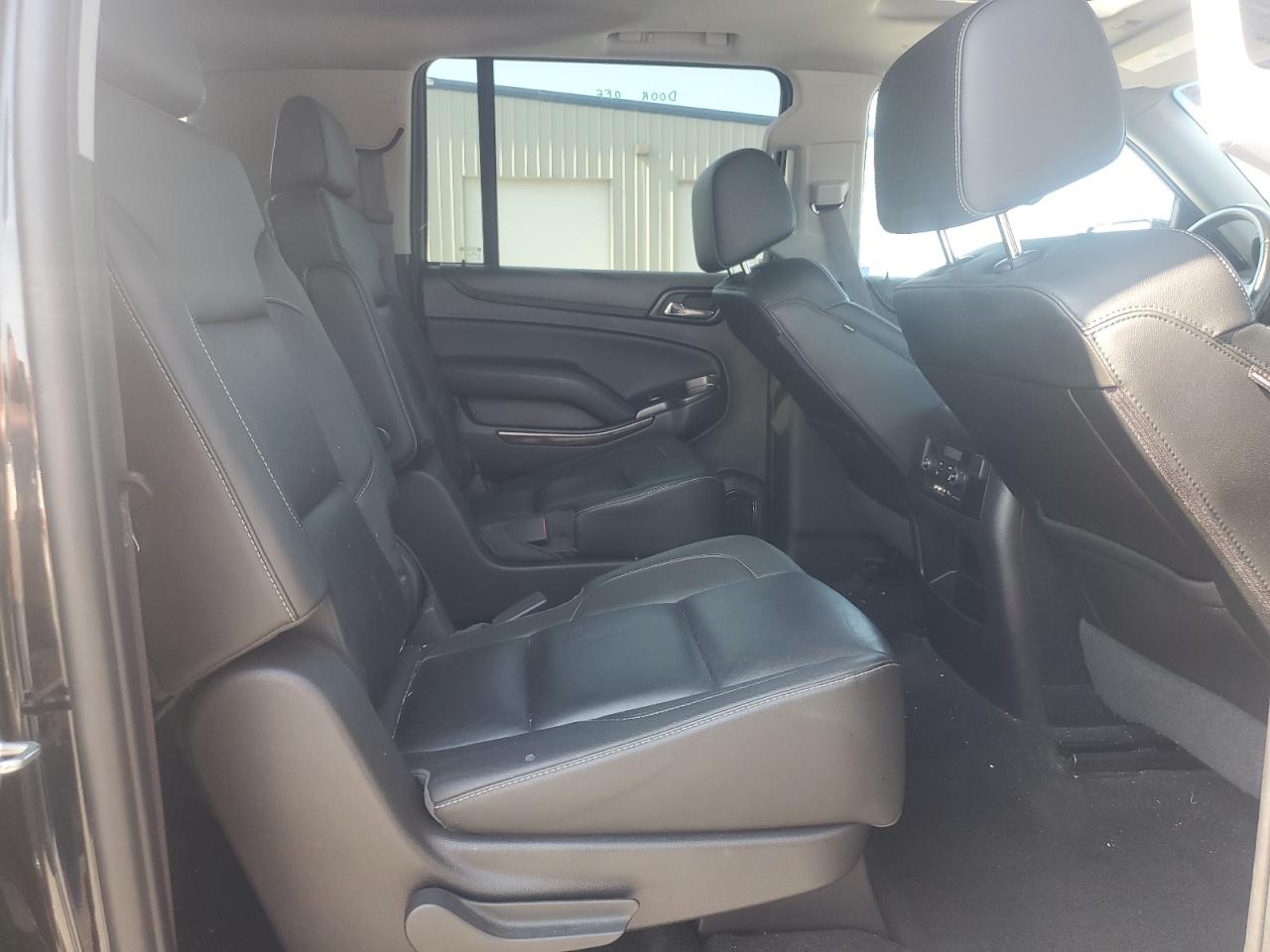 1GNSKHKC7GR351381 2016 Chevrolet Suburban K1500 Lt