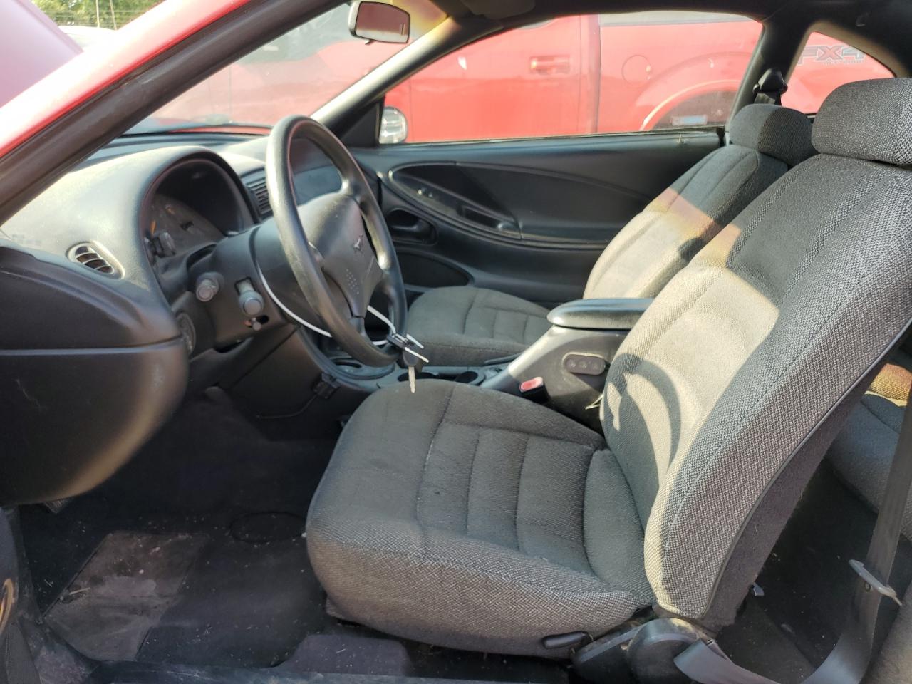 1FAFP4044WF101392 1998 Ford Mustang