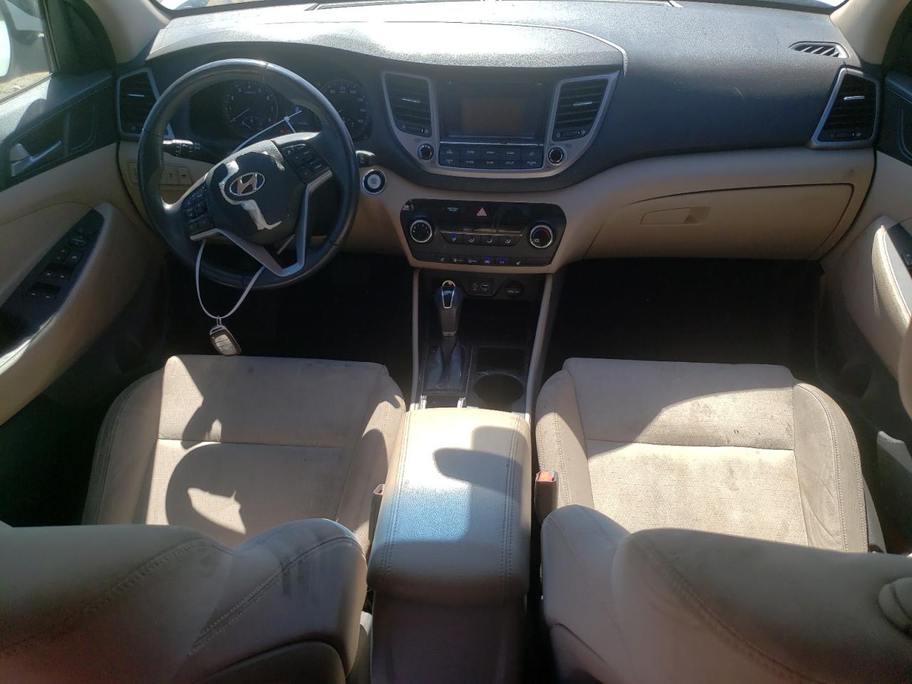 KM8J33A22GU084043 2016 Hyundai Tucson Limited