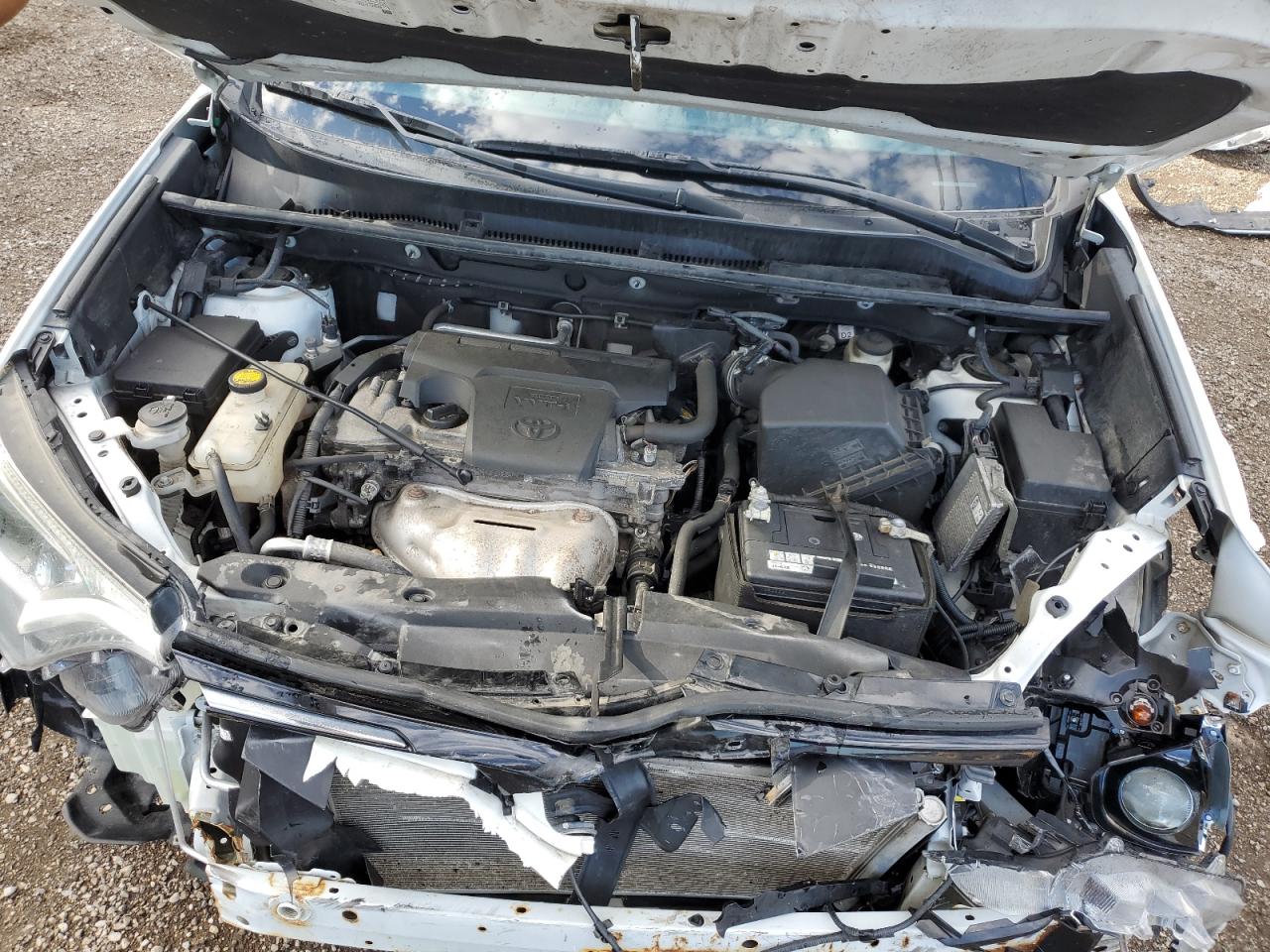 2T3RFREV3HW607547 2017 Toyota Rav4 Xle