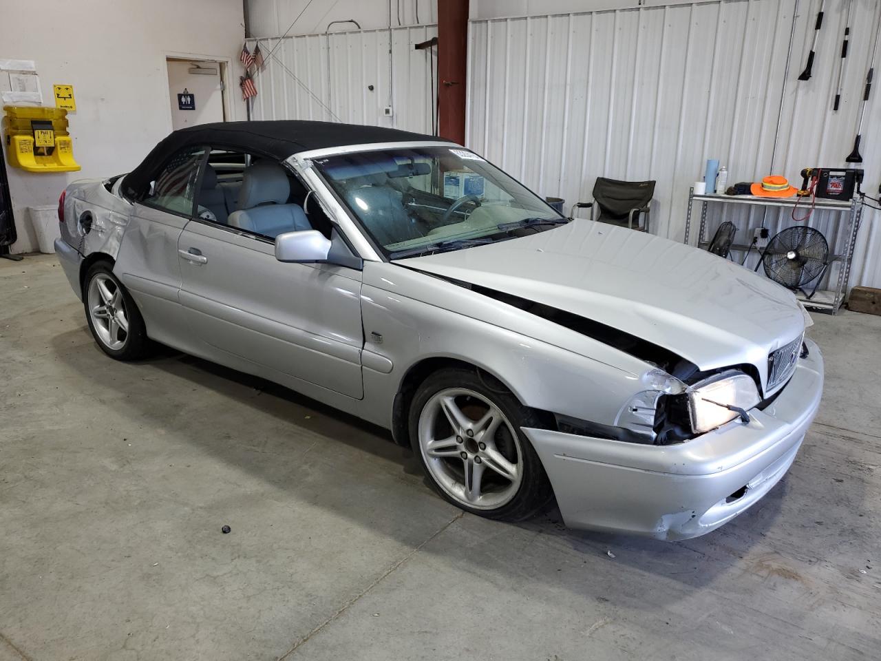 YV1NC56D1YJ013747 2000 Volvo C70 Turbo