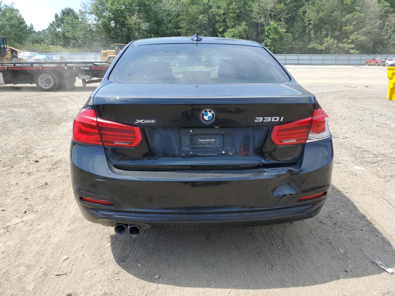 2018 BMW 330 Xi vin: WBA8D9G59JNU70669