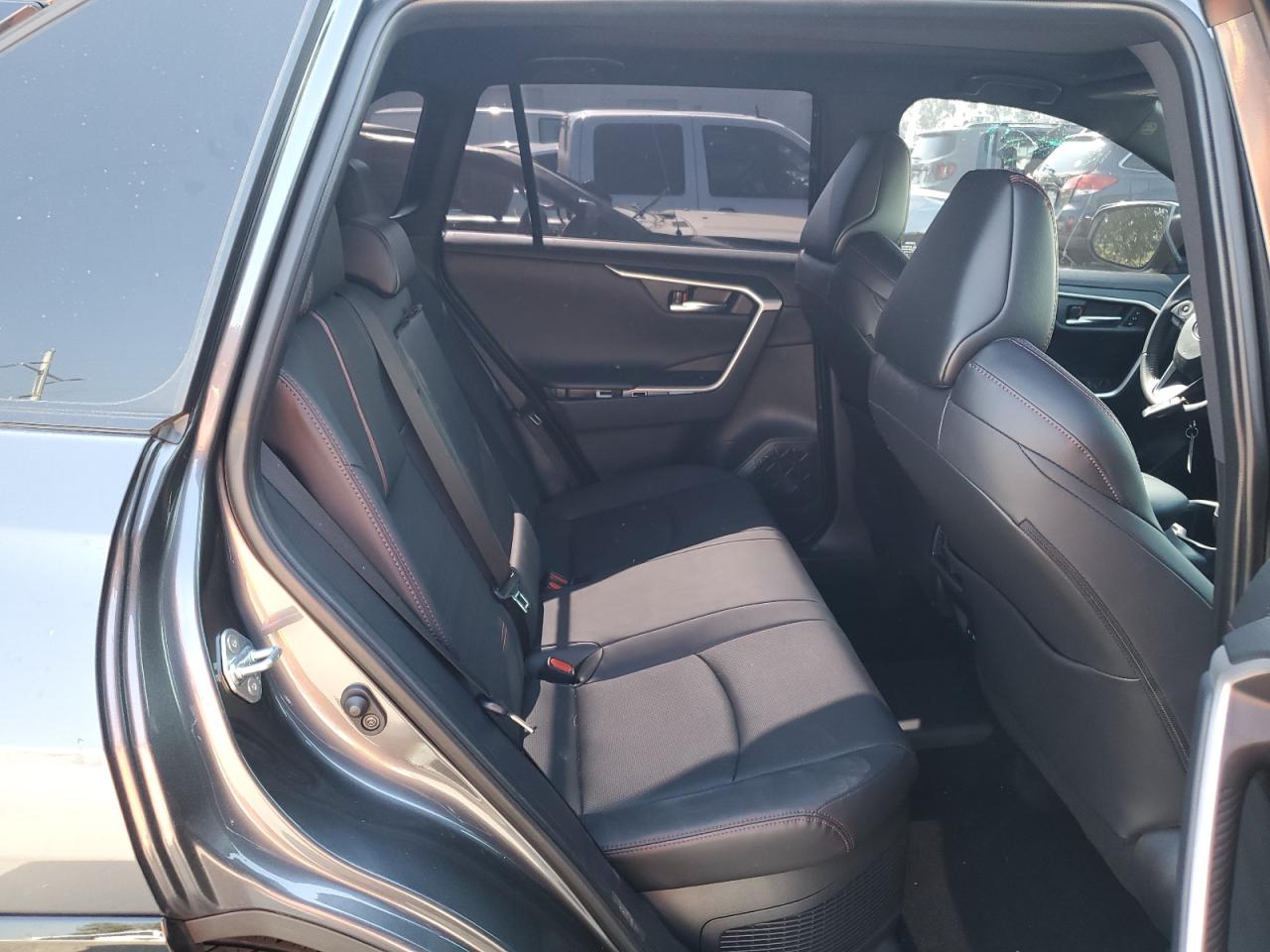 JTMFB3FV7ND094256 2022 Toyota Rav4 Prime Xse