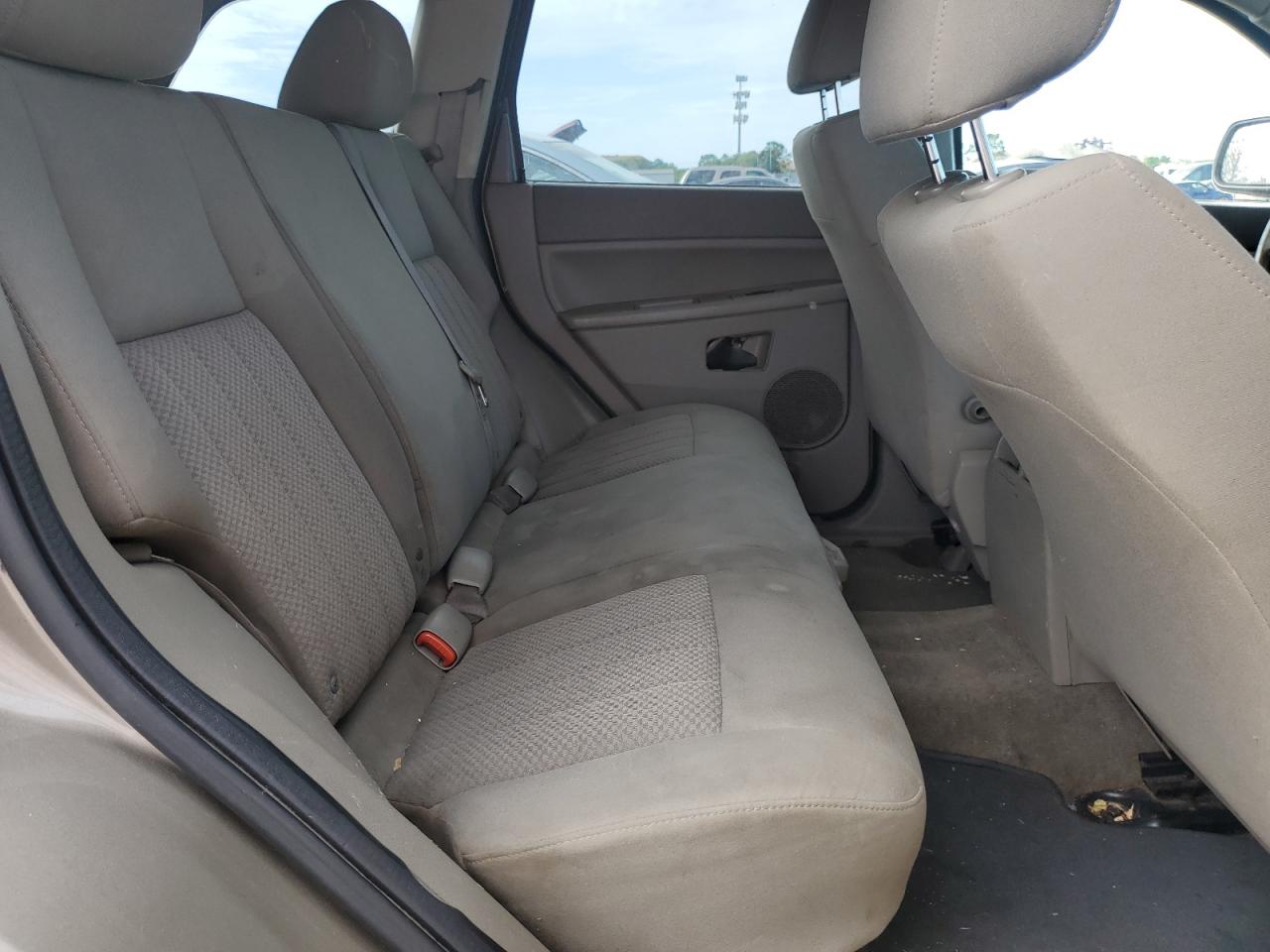 1J4GR48K35C663824 2005 Jeep Grand Cherokee Laredo