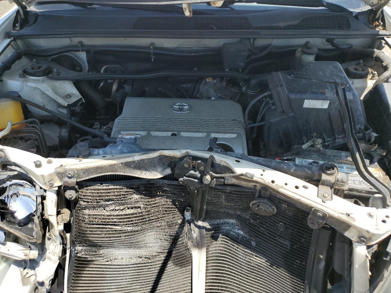 JTEEP21A250115500 2005 Toyota Highlander Limited