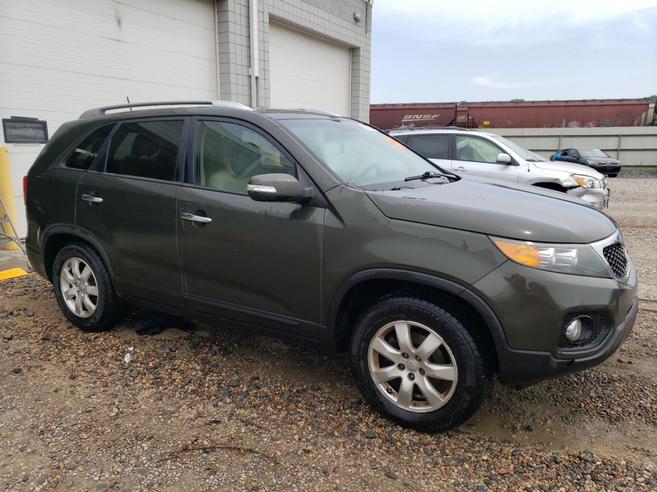 2013 Kia Sorento Lx vin: 5XYKT3A6XDG332421