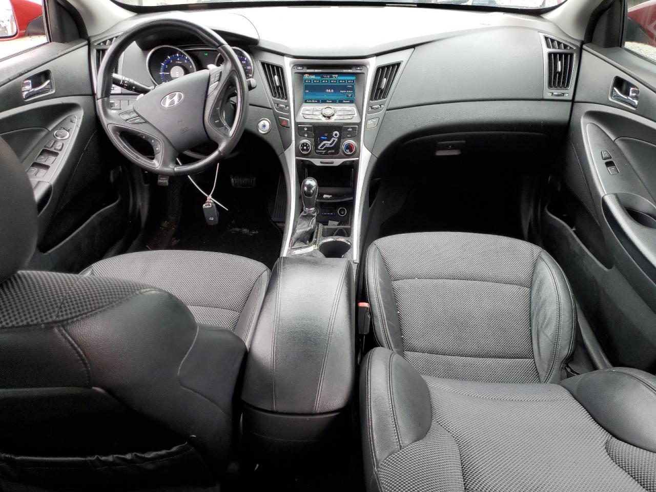 5NPEC4AC3BH054542 2011 Hyundai Sonata Se