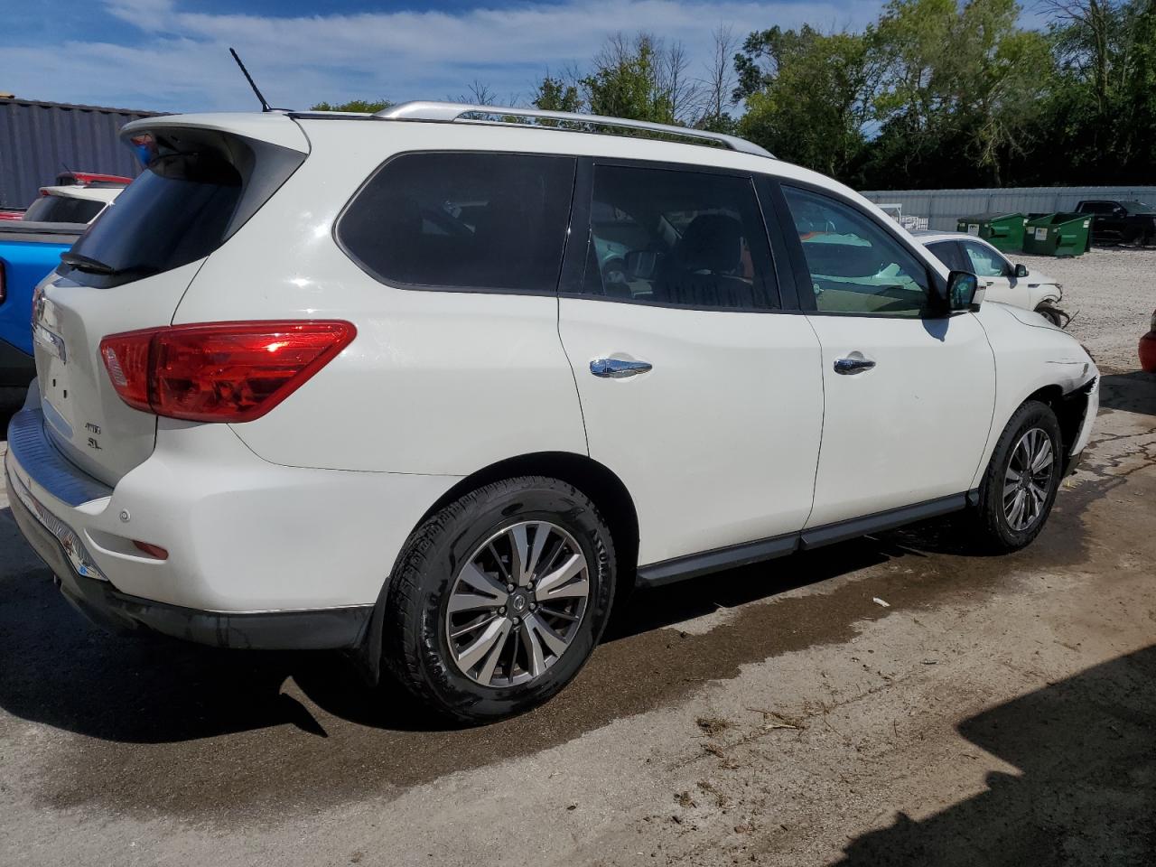 2017 Nissan Pathfinder S vin: 5N1DR2MM7HC600195