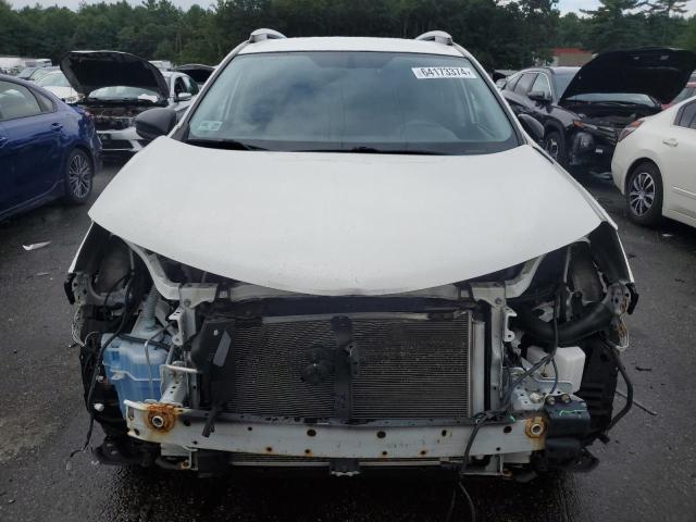 VIN JTMBFREVXGJ066107 2016 Toyota RAV4, LE no.5