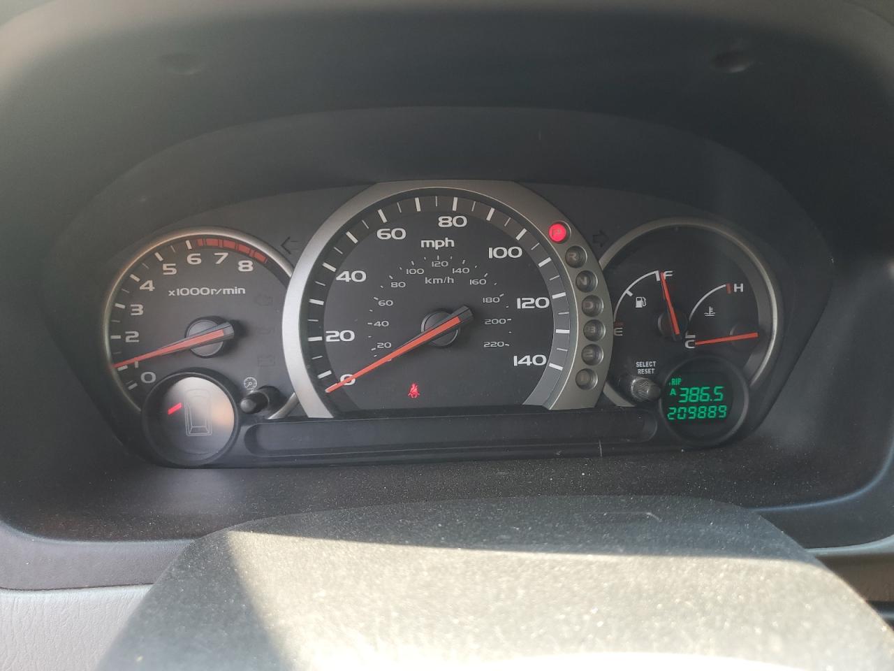 5FNYF18625B031081 2005 Honda Pilot Exl