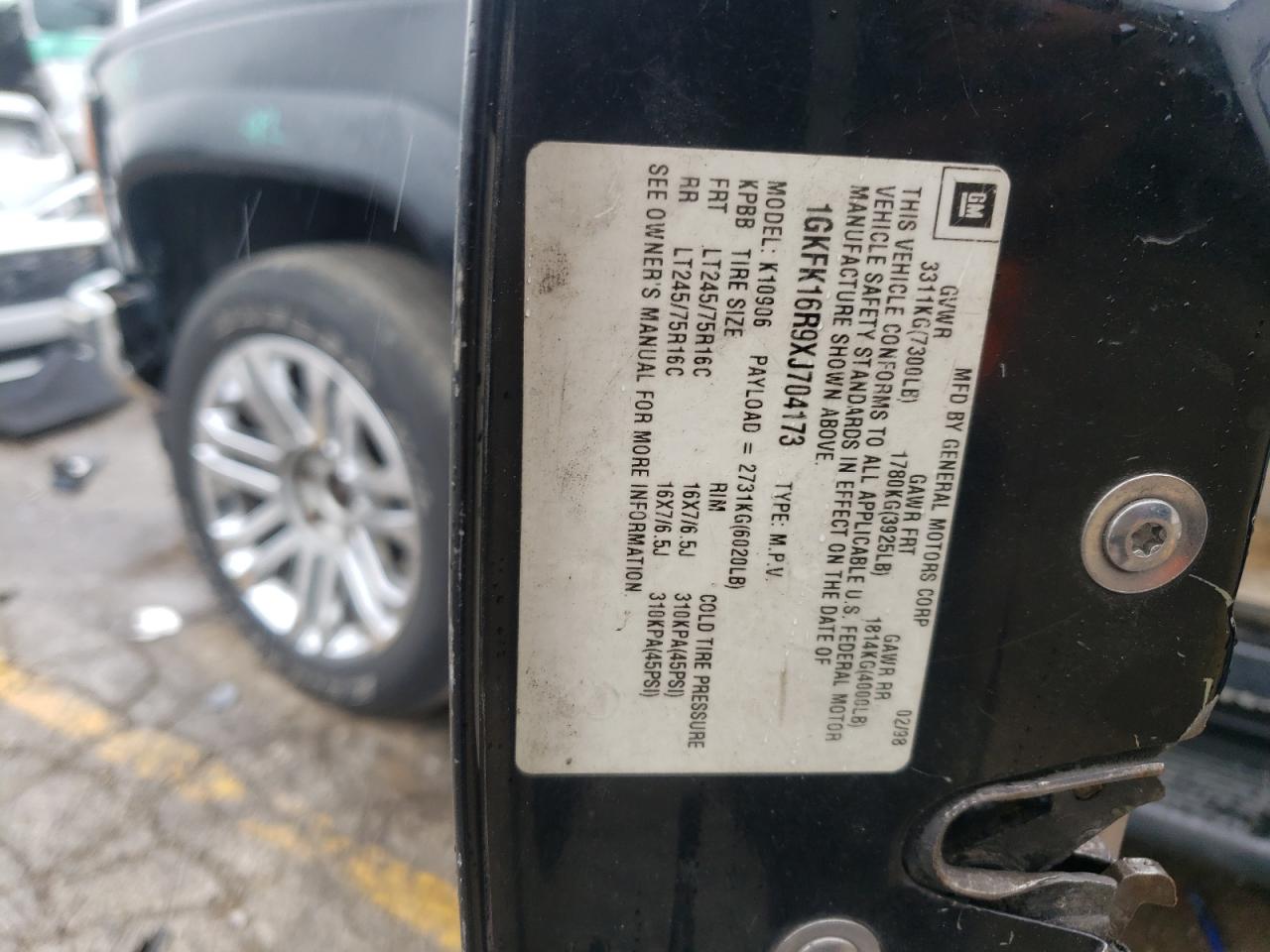 1GKFK16R9XJ704173 1999 GMC Suburban K1500