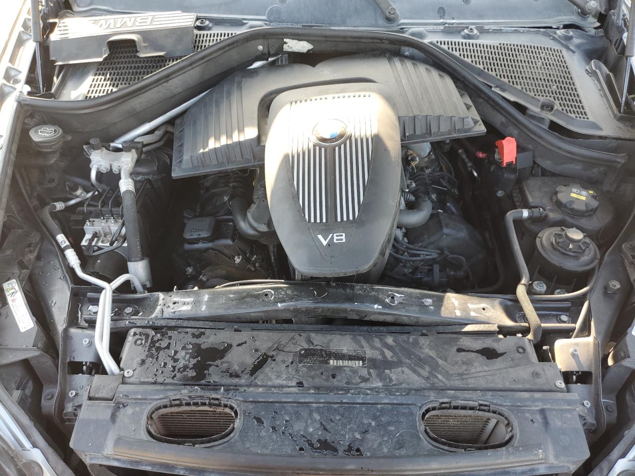 5UXFE83528L165221 2008 BMW X5 4.8I