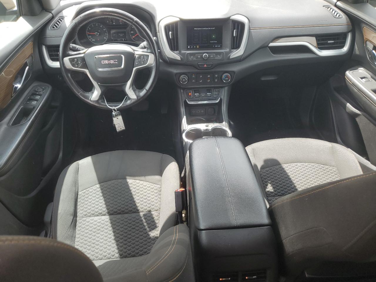 3GKALMEV2JL310263 2018 GMC Terrain Sle