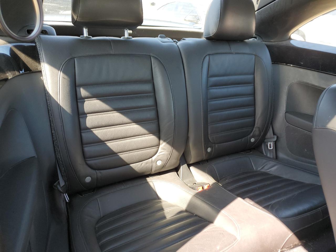 3VWV67AT0CM661371 2012 Volkswagen Beetle Turbo