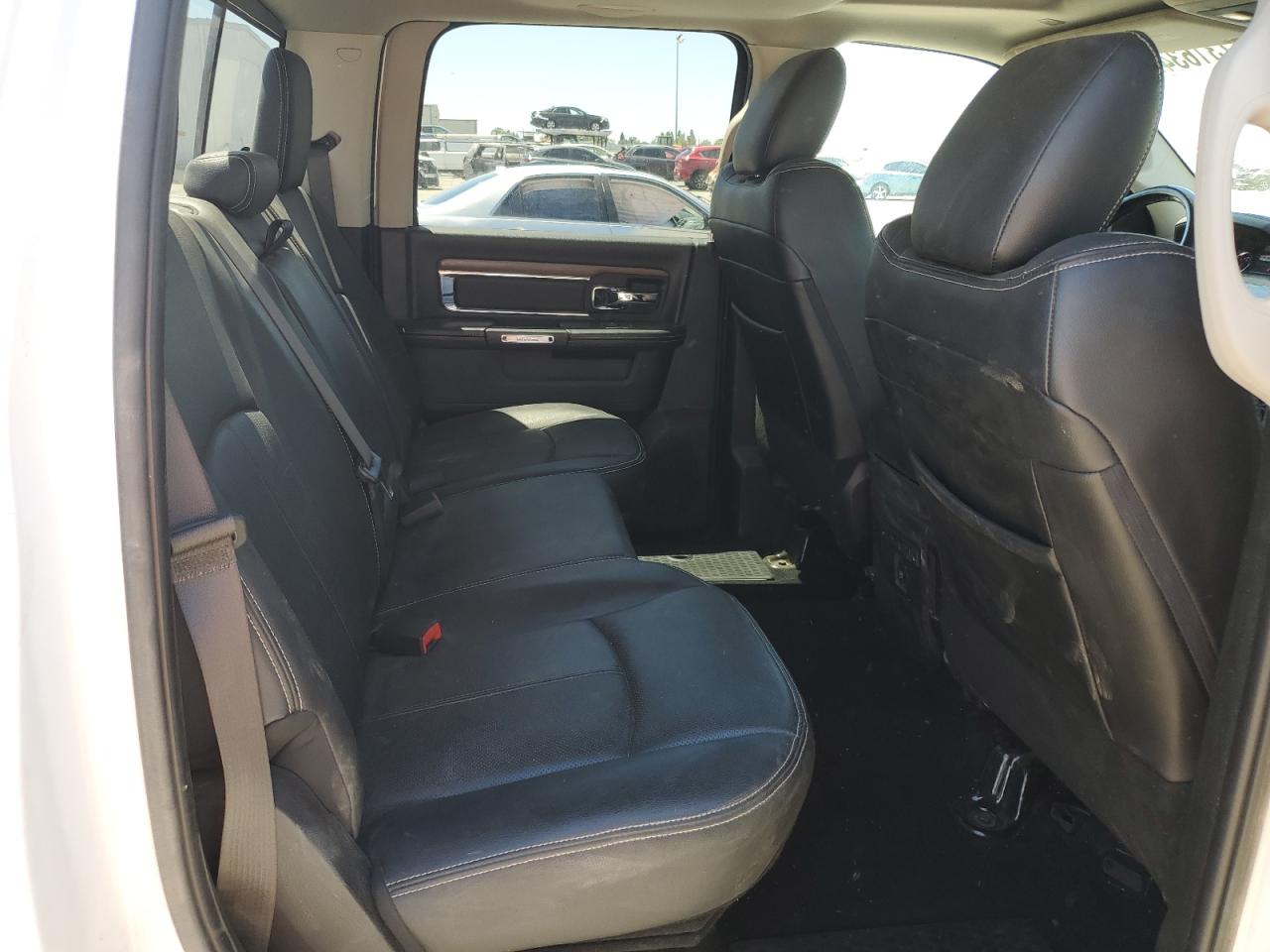 1C6RR7NM9KS729968 2019 Ram 1500 Classic Laramie