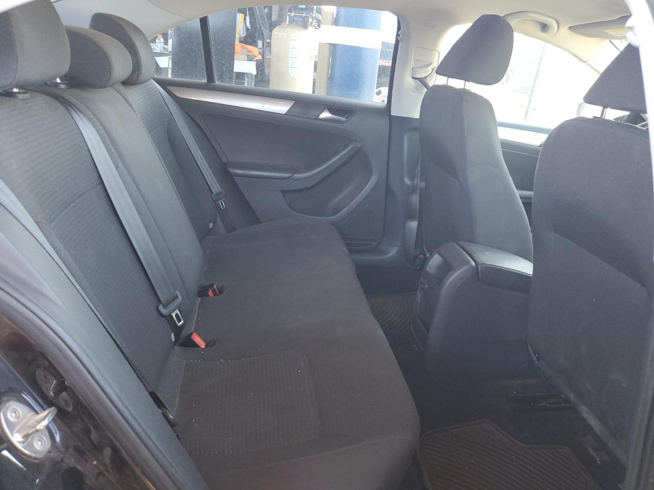 3VWD67AJ1GM267748 2016 Volkswagen Jetta Se