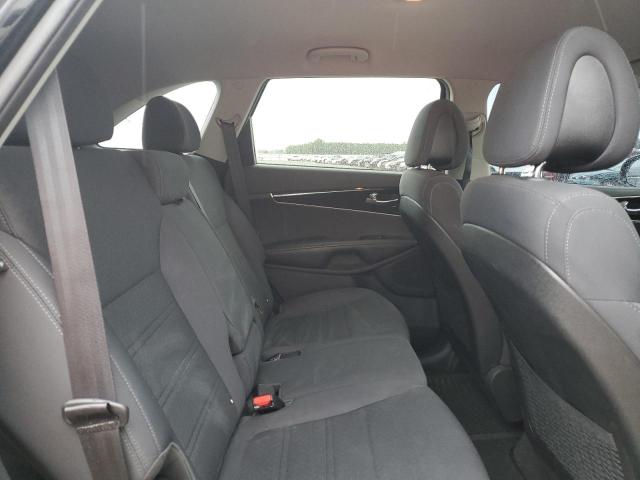 2016 KIA SORENTO LX - 5XYPGDA34GG095919