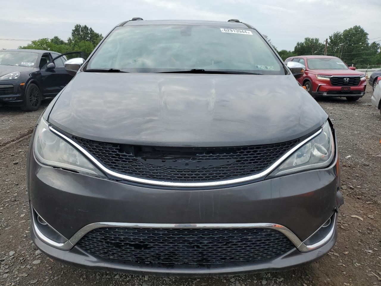 2020 Chrysler Pacifica Limited vin: 2C4RC1GG5LR144371