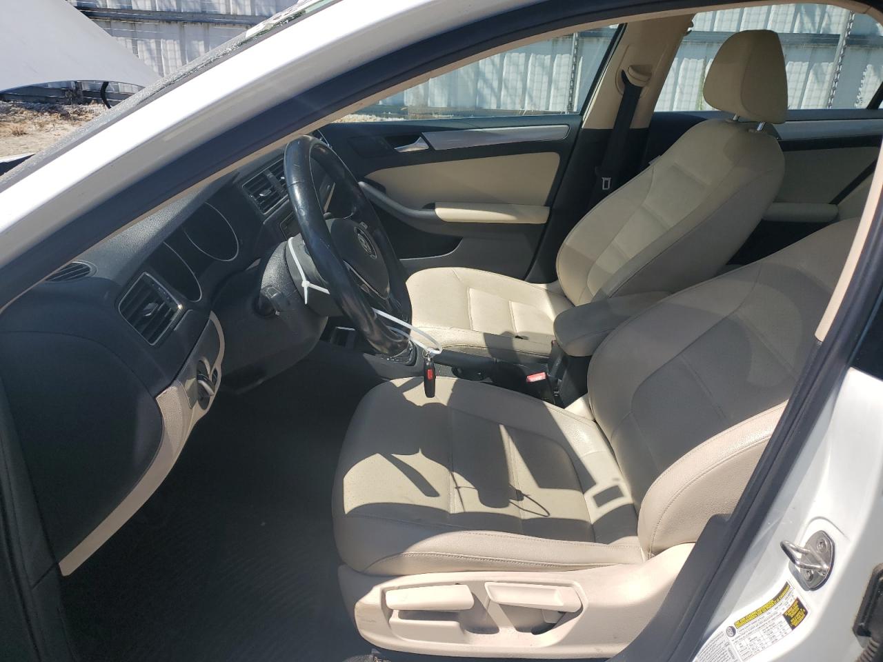 3VWDB7AJ4HM258300 2017 Volkswagen Jetta Se