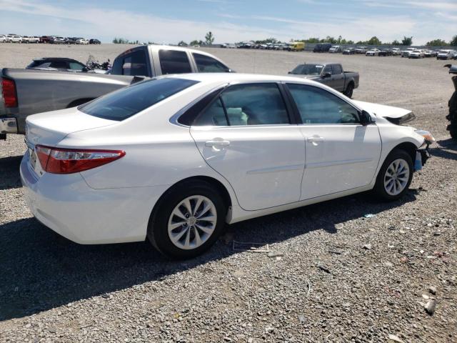 VIN 4T4BF1FK7FR483740 2015 Toyota Camry, LE no.3