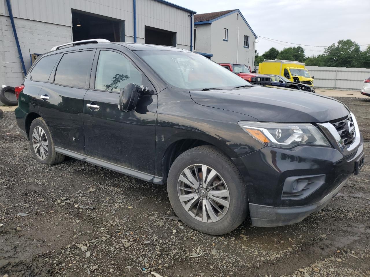 2017 Nissan Pathfinder S vin: 5N1DR2MM7HC673373