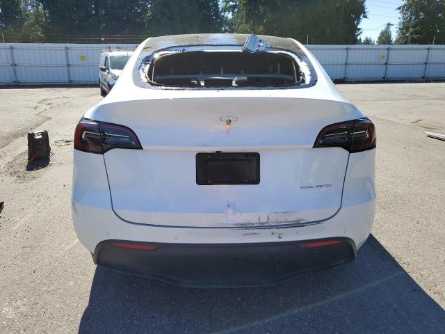 7SAYGDEE1NF542956 2022 Tesla Model Y