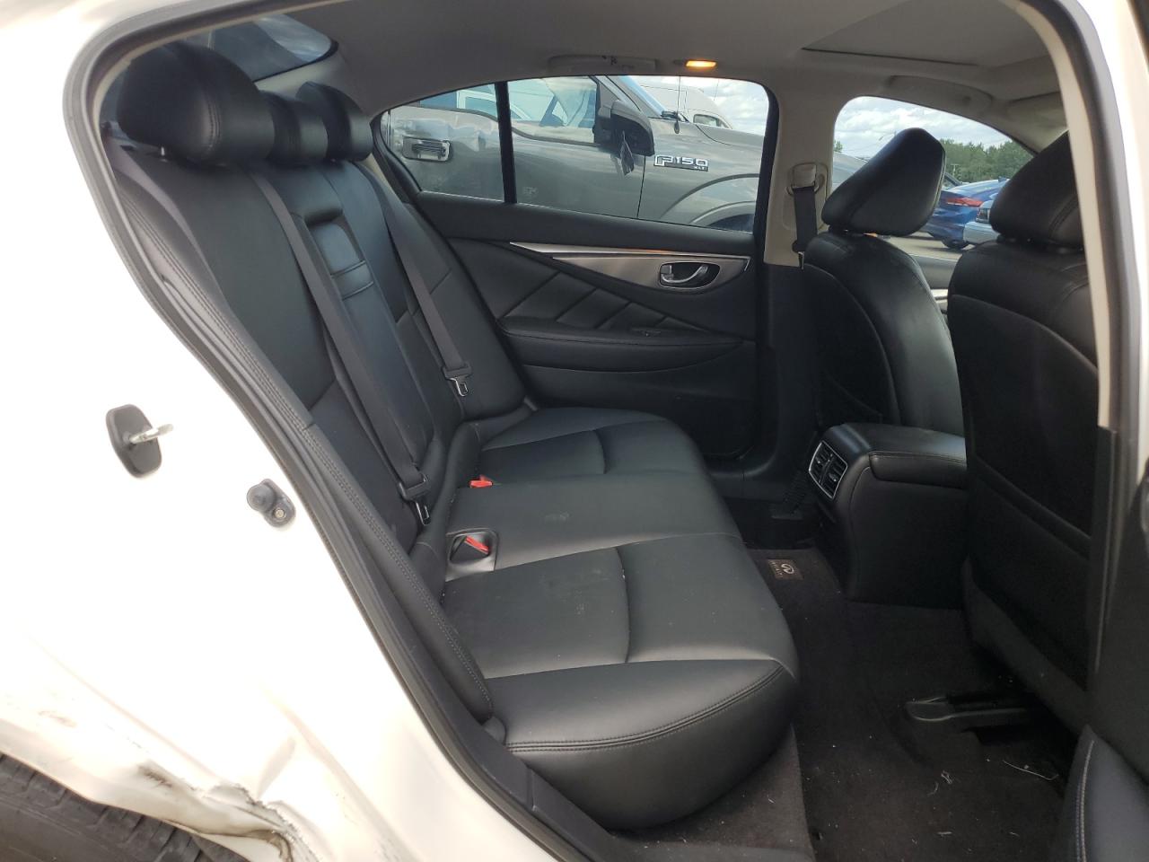 JN1BV7AP2FM333562 2015 Infiniti Q50 Base