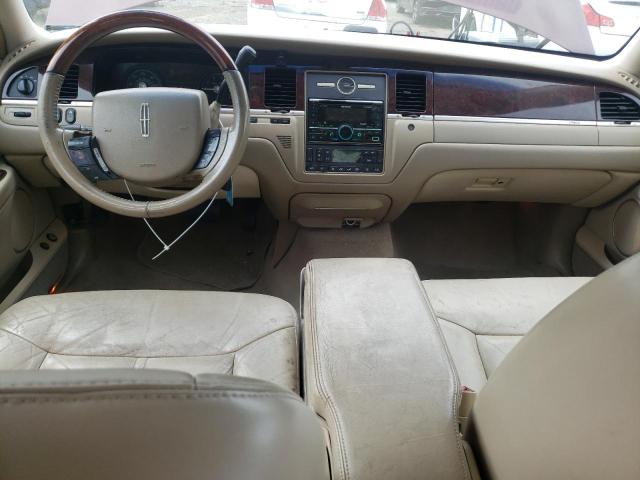 2010 Lincoln Town Car Signature Limited VIN: 2LNBL8CV7AX610420 Lot: 61271264