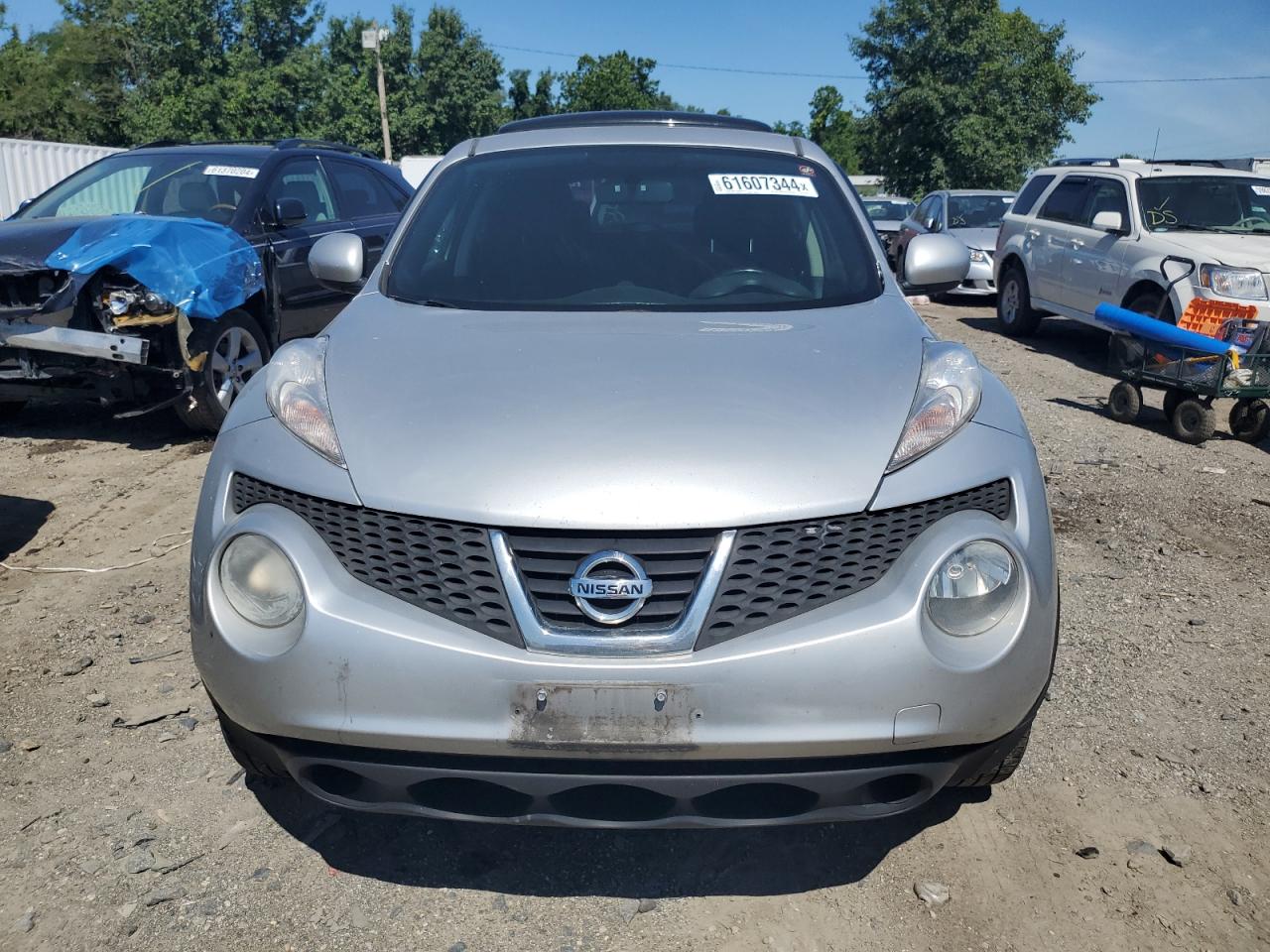 2014 Nissan Juke S vin: JN8AF5MV9ET357676