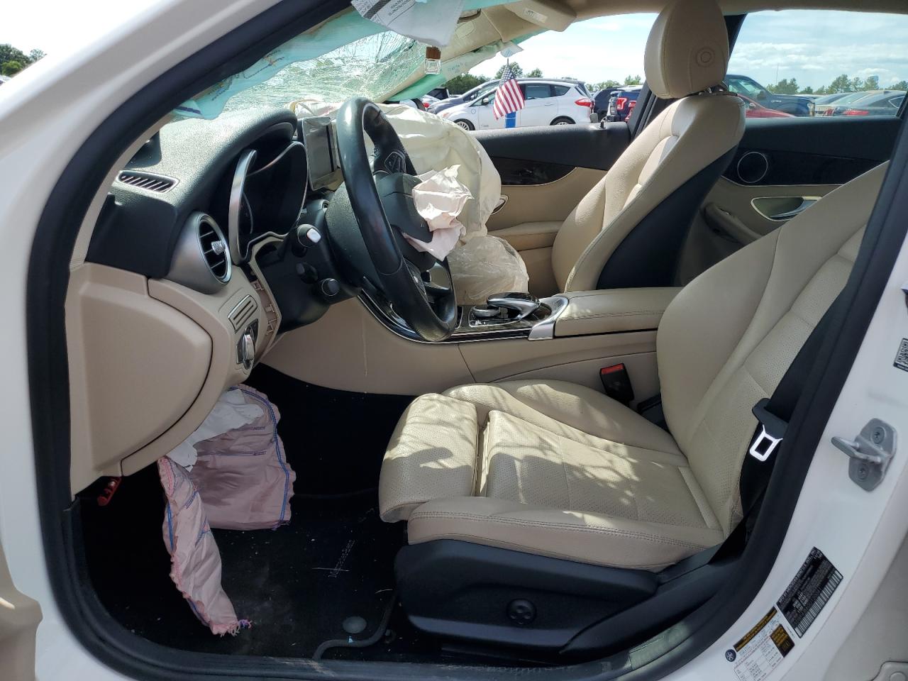 55SWF4JB6GU120041 2016 Mercedes-Benz C 300