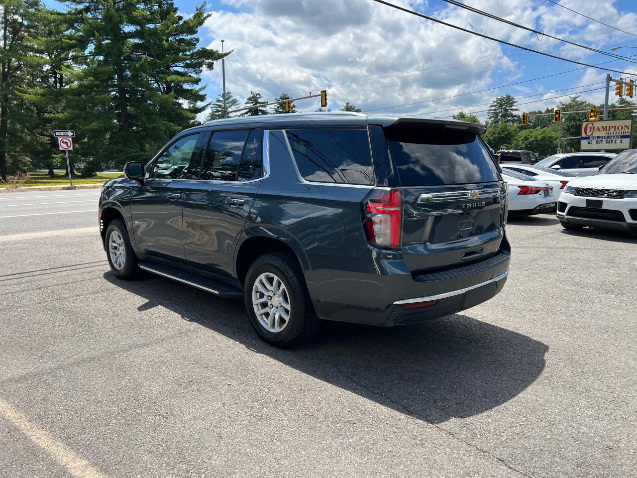 2021 Chevrolet Tahoe K1500 Lt vin: 1GNSKNKD3MR367239