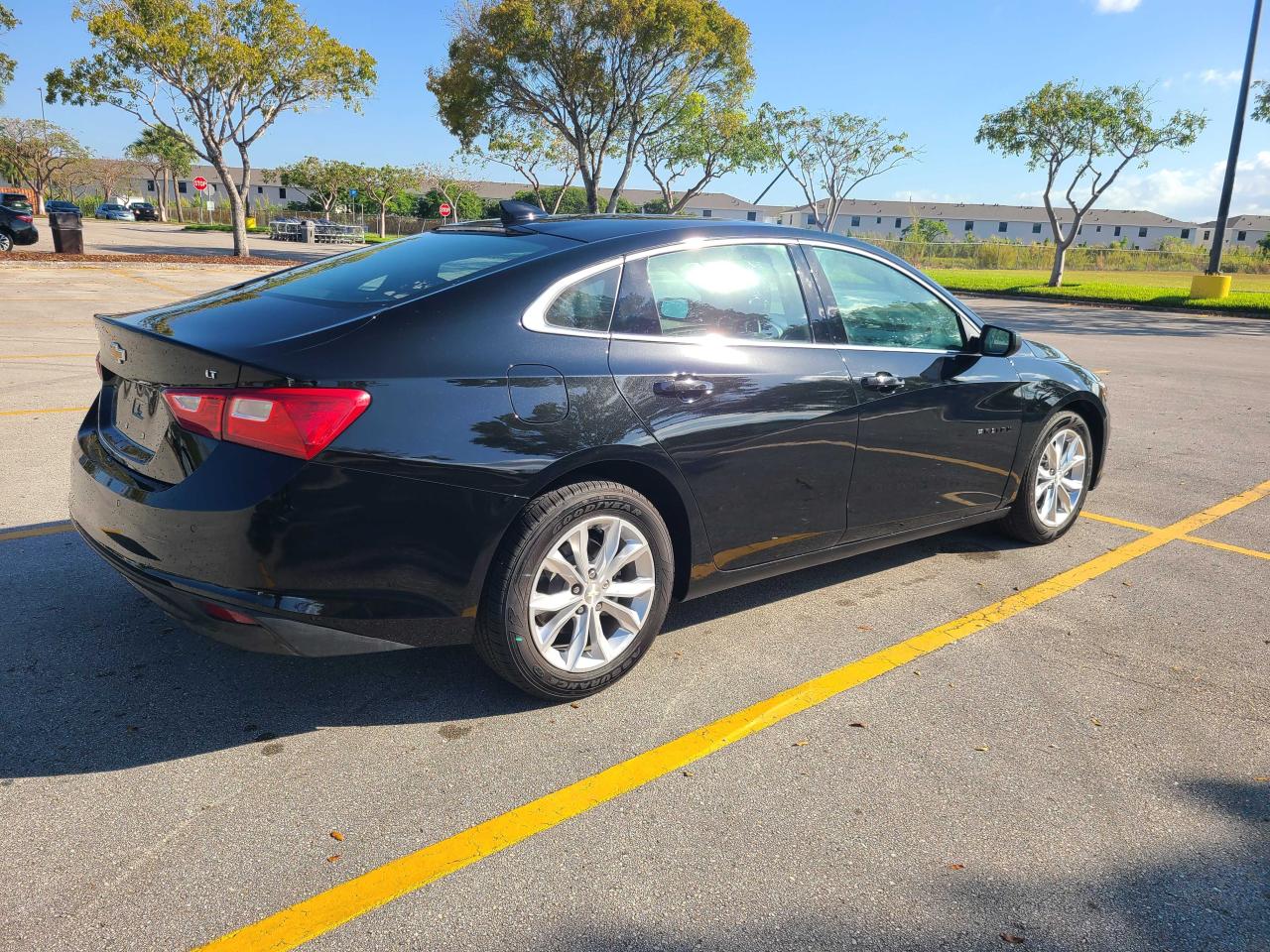 2023 Chevrolet Malibu Lt vin: 1G1ZD5ST8PF194518