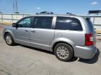 CHRYSLER TOWN & COU photo