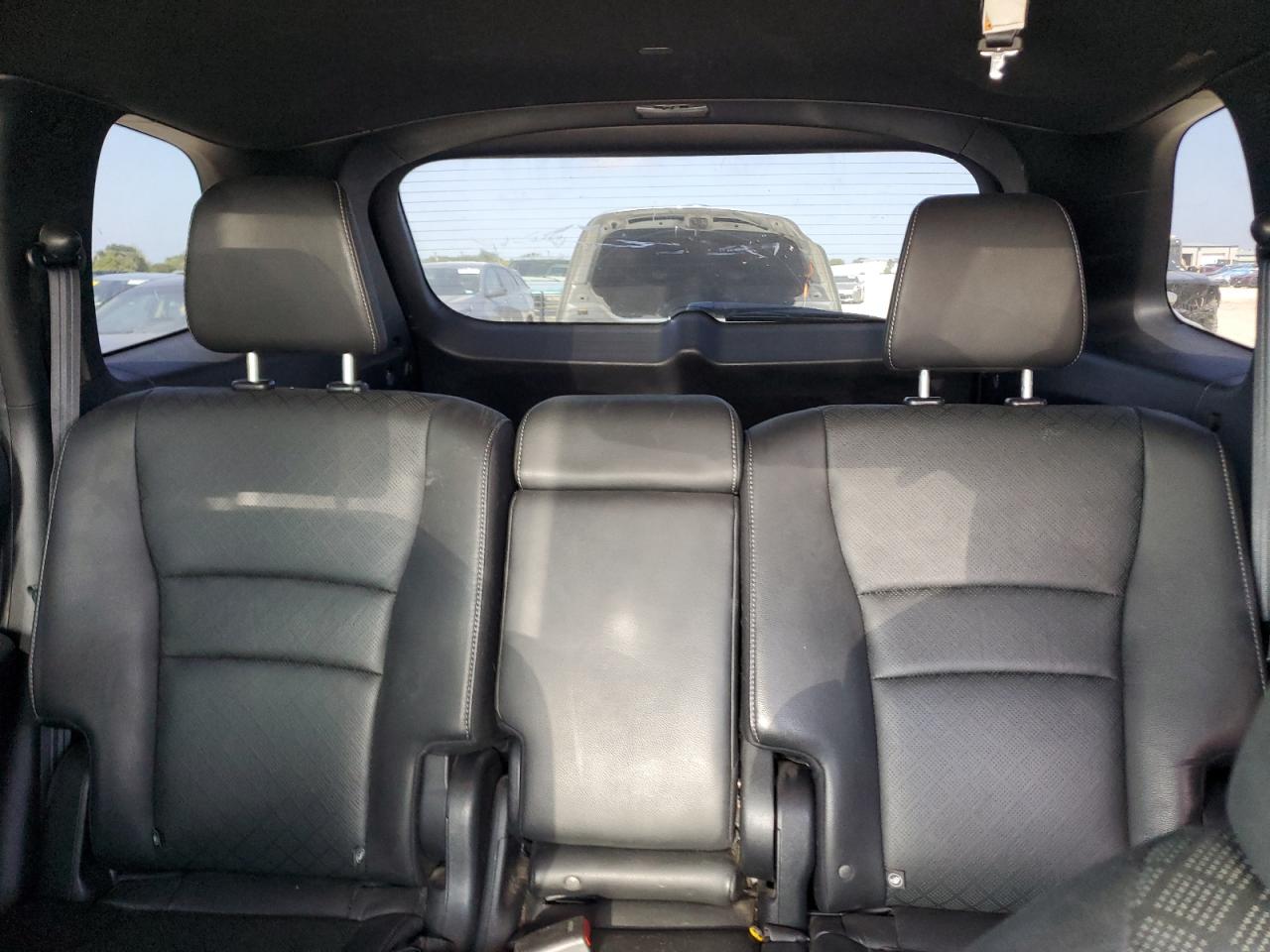 5FNYF8H55KB013816 2019 Honda Passport Exl