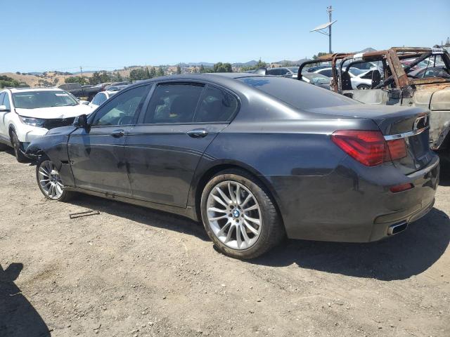 VIN WBAYA6C56FD826828 2015 BMW 7 Series, 740 I no.2