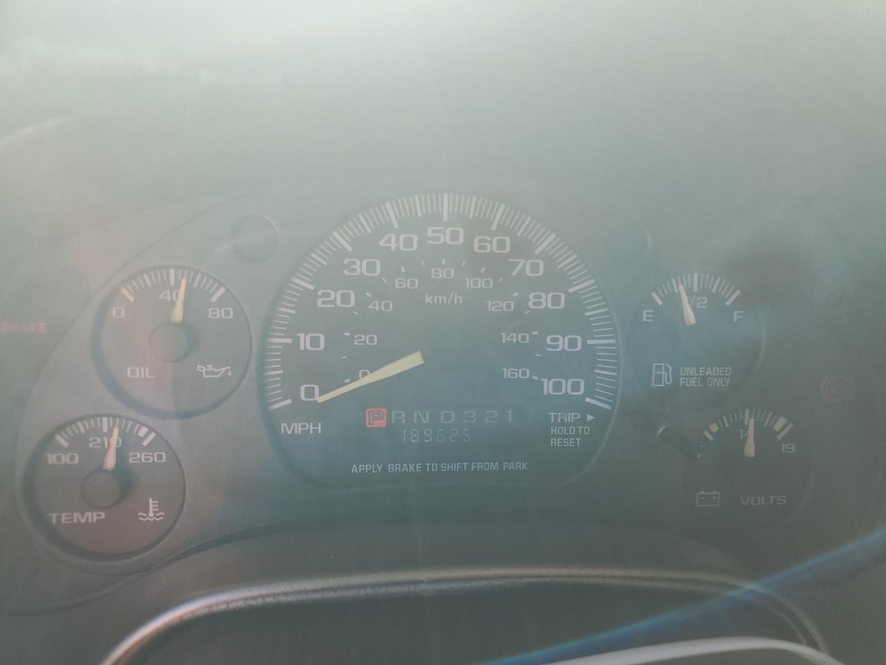 1GNDM19W9YB147105 2000 Chevrolet Astro