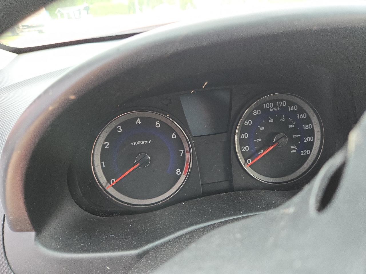 KMHCT5AE8EU181792 2014 Hyundai Accent Gls