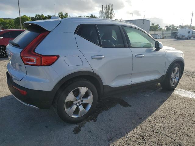 2020 Volvo Xc40 T4 Momentum VIN: YV4AC2HK7L2176529 Lot: 63150264