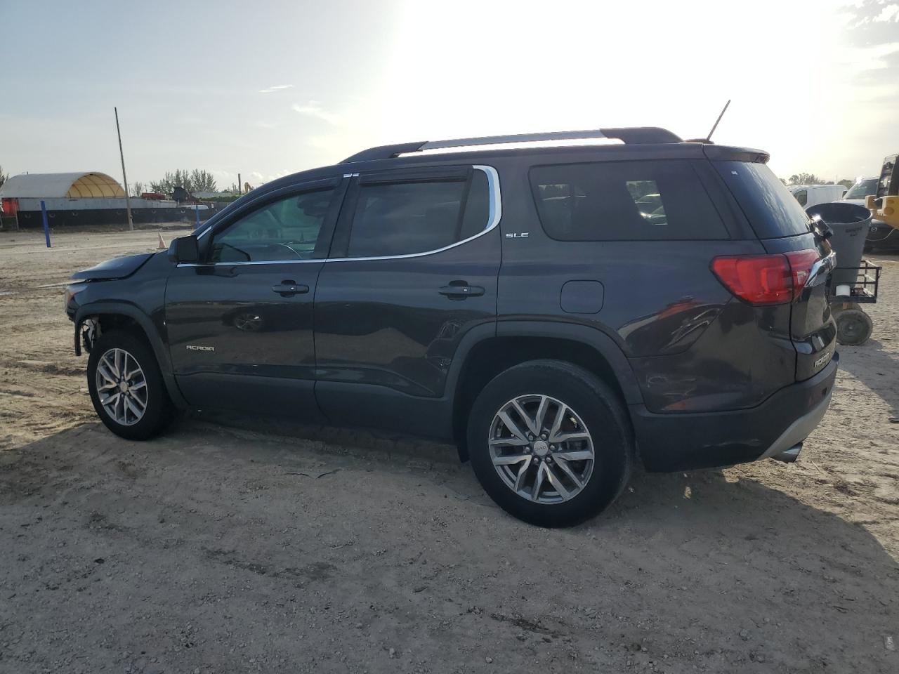 2018 GMC Acadia Sle vin: 1GKKNLLS8JZ126505