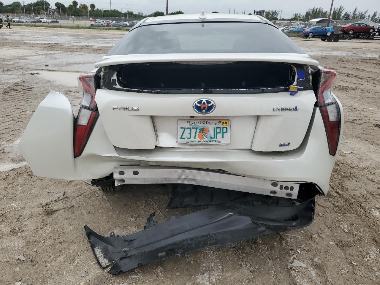 JTDKARFU3G3516219 2016 Toyota Prius